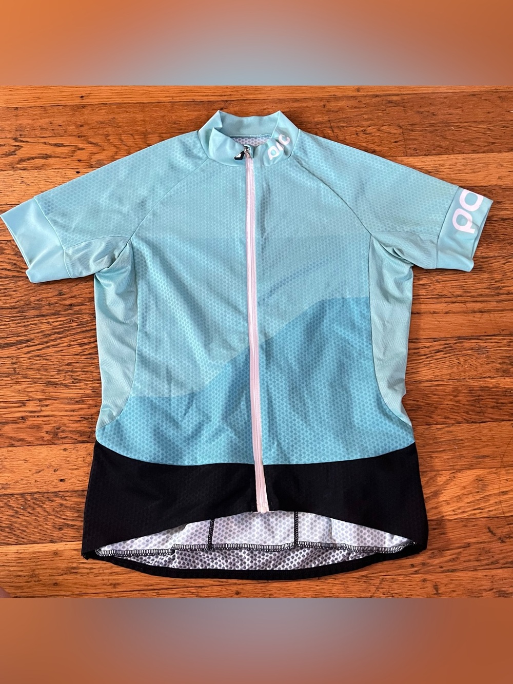 Light Aqua Short-Sleeve Cycling Jersey with Black Hem